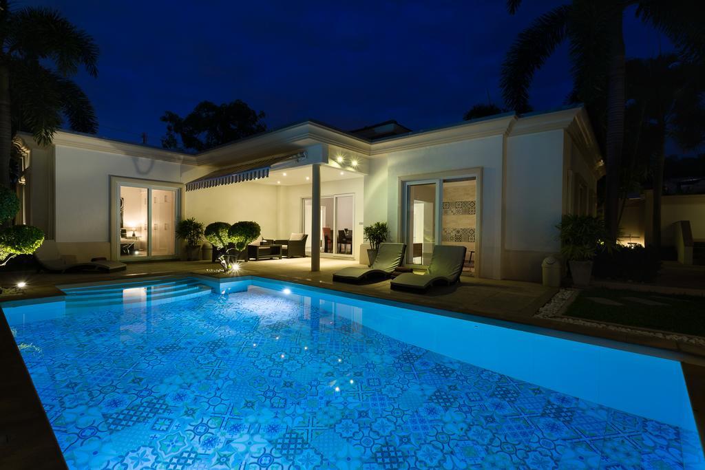 Luxury Pool Villa 3Br 6-8 Persons (Adults Only) Pattaya Ngoại thất bức ảnh