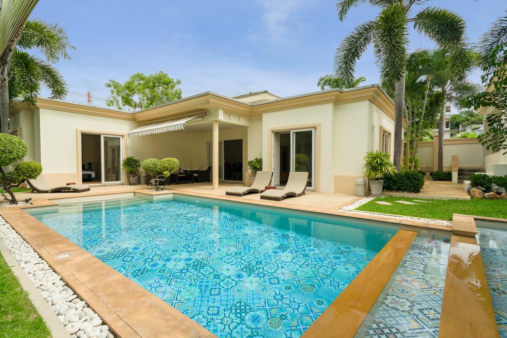 Luxury Pool Villa 3Br 6-8 Persons (Adults Only) Pattaya Ngoại thất bức ảnh